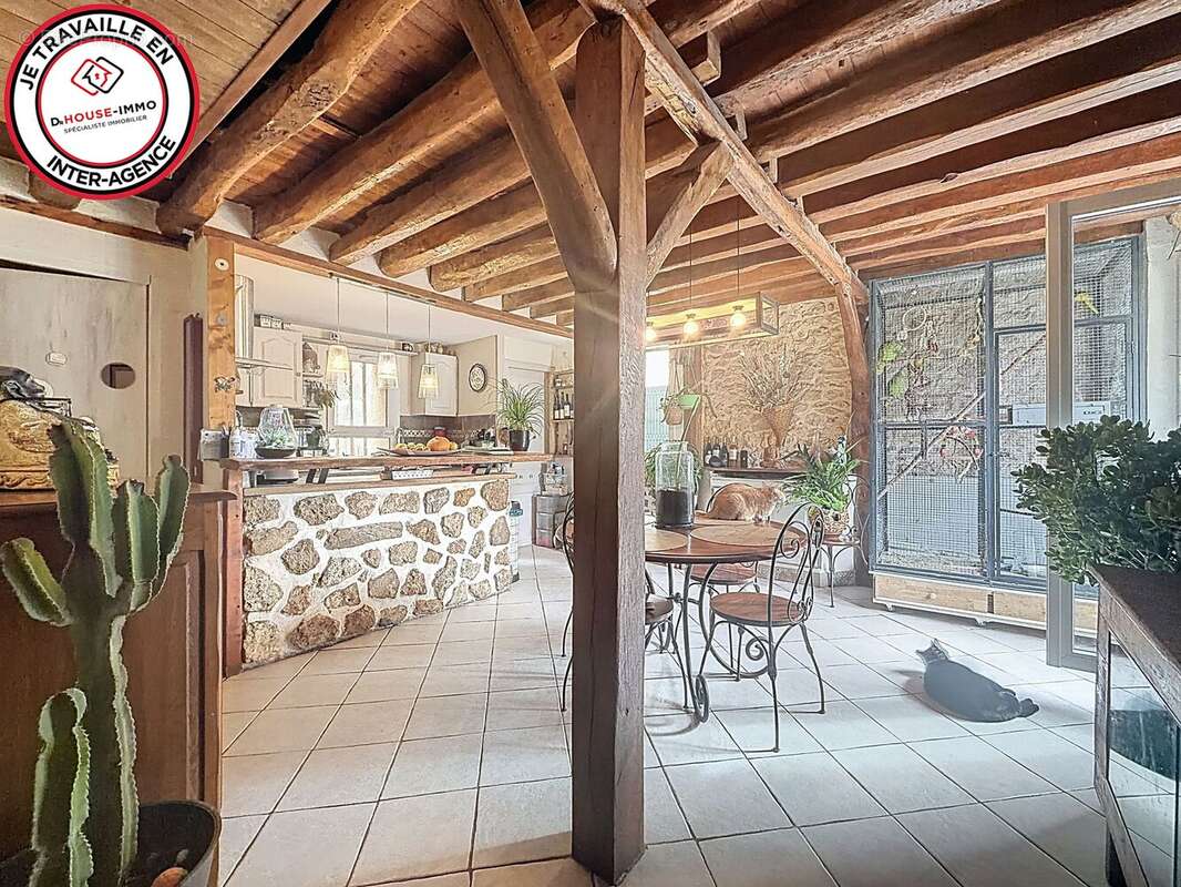 Maison à MAINCY