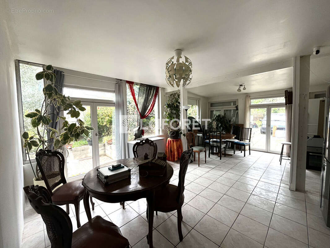 Maison à FRANCONVILLE