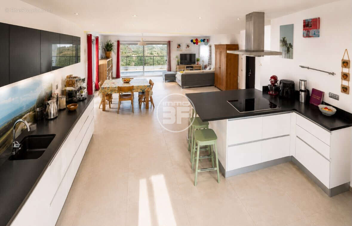 Maison 202 m² à Folgensbourg  - photo 6