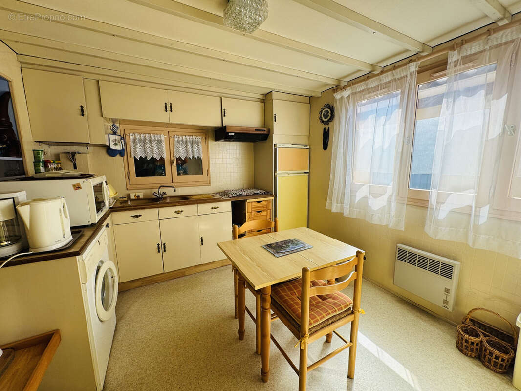 Maison à BORMES-LES-MIMOSAS