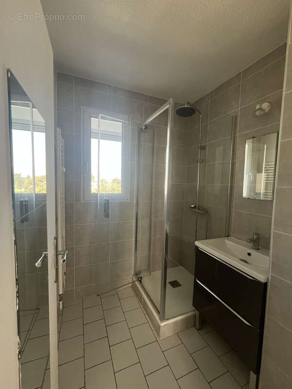 Appartement à SAINT-MARTIN-D&#039;HERES