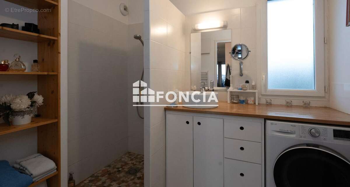Appartement à TOURNON-SUR-RHONE