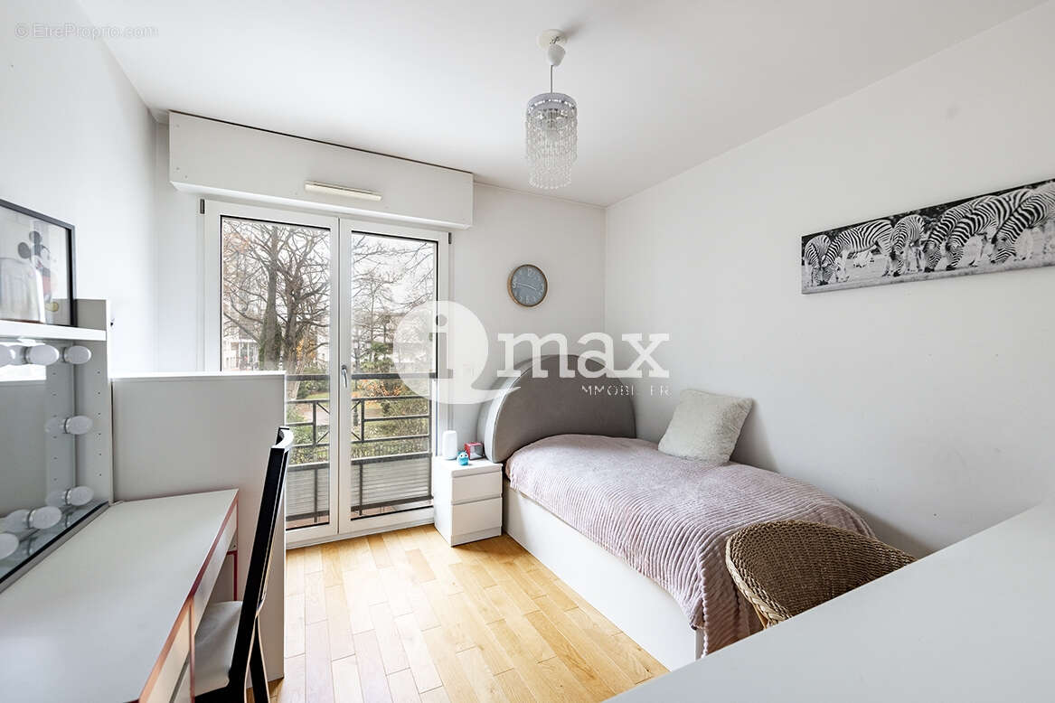 Appartement à LEVALLOIS-PERRET