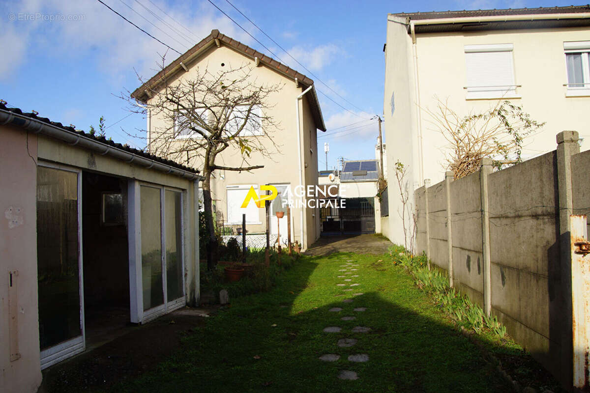 Maison à BEZONS