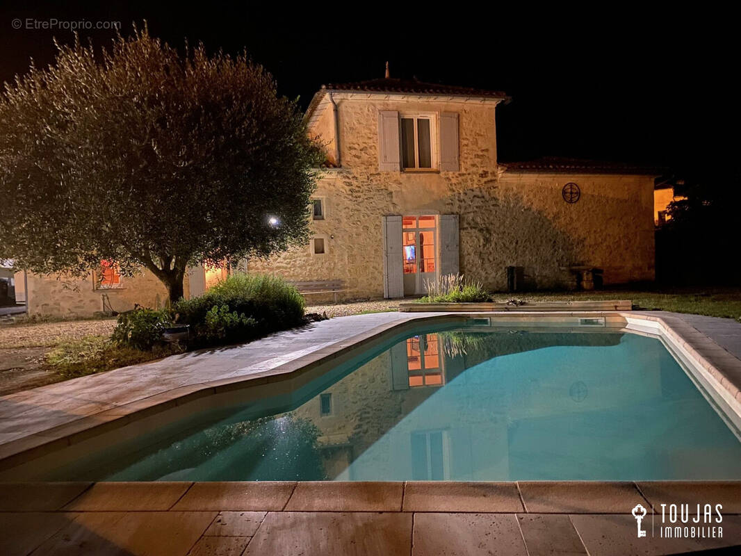 Maison à GENISSAC