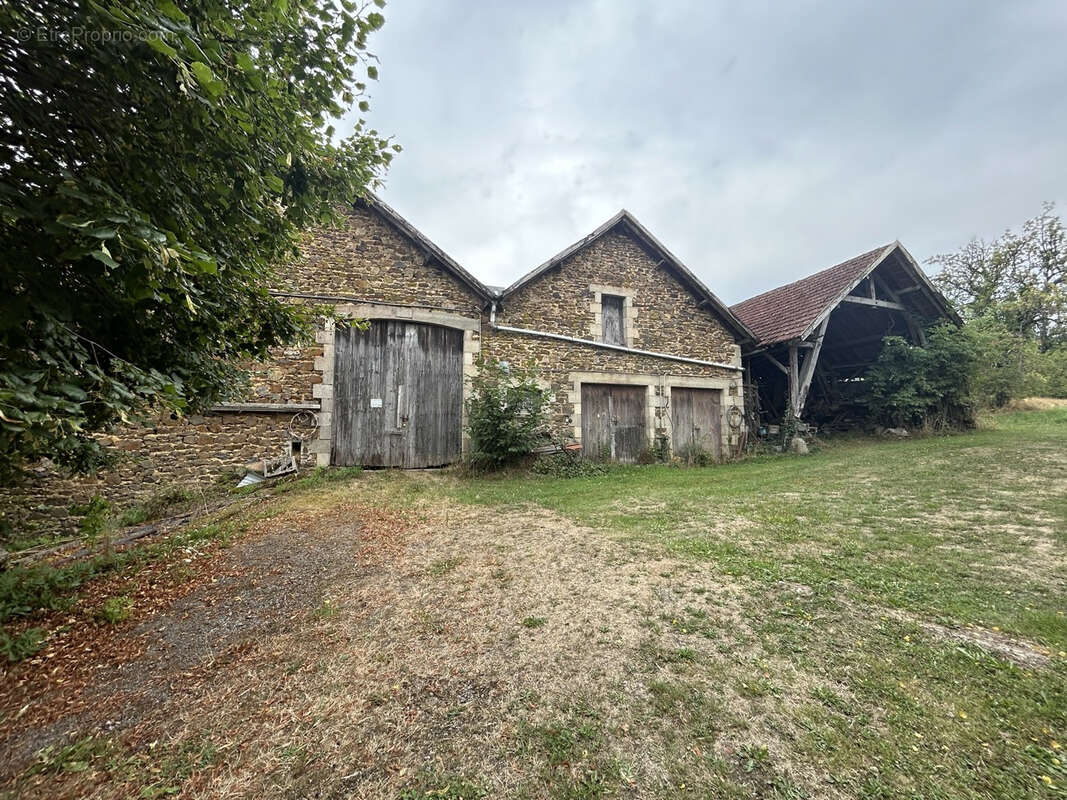 Maison à NAVES