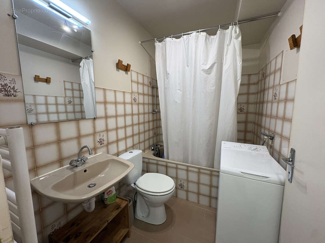 Appartement bourg sainte marie - photo 6
