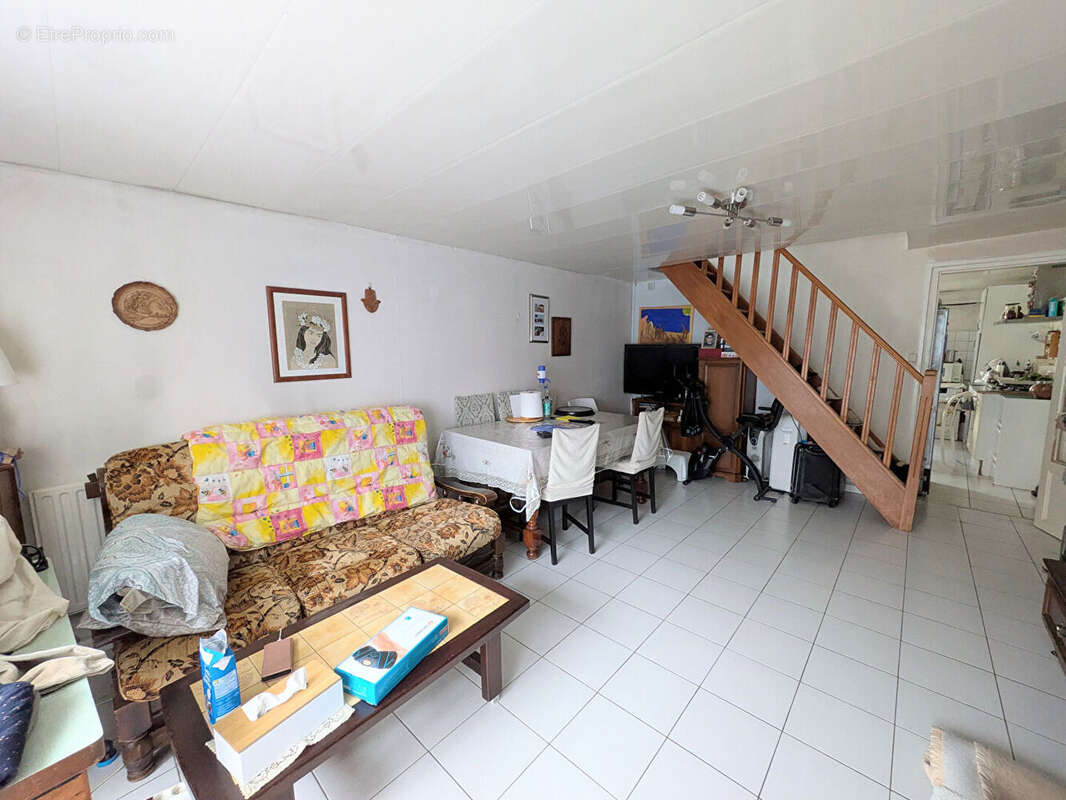 Appartement à VILLEMOMBLE