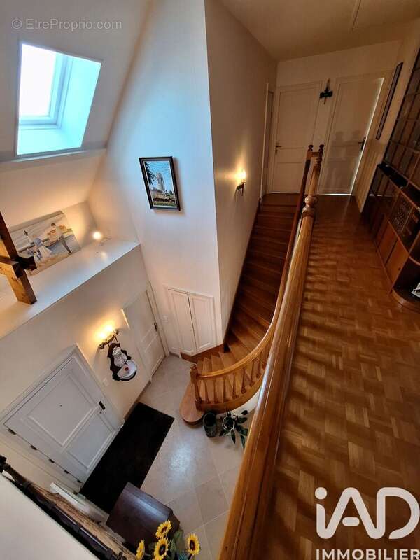 Photo 3 - Maison à MONTLHERY