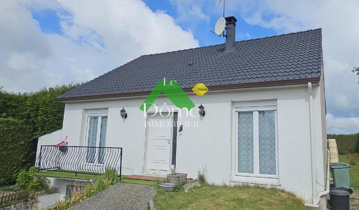 Maison à MERU