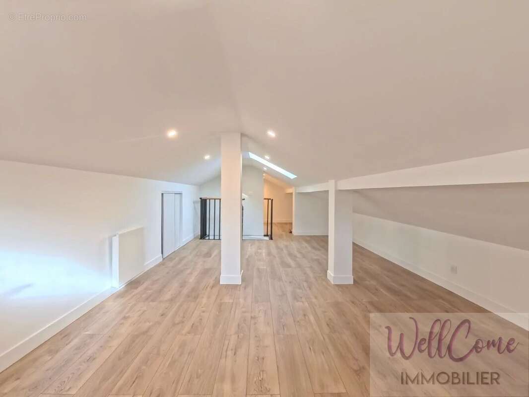Appartement à AIX-LES-BAINS