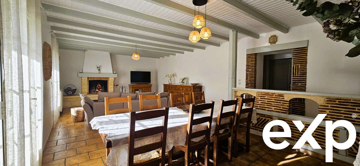 Maison à SAINT-LAURENT-DES-VIGNES