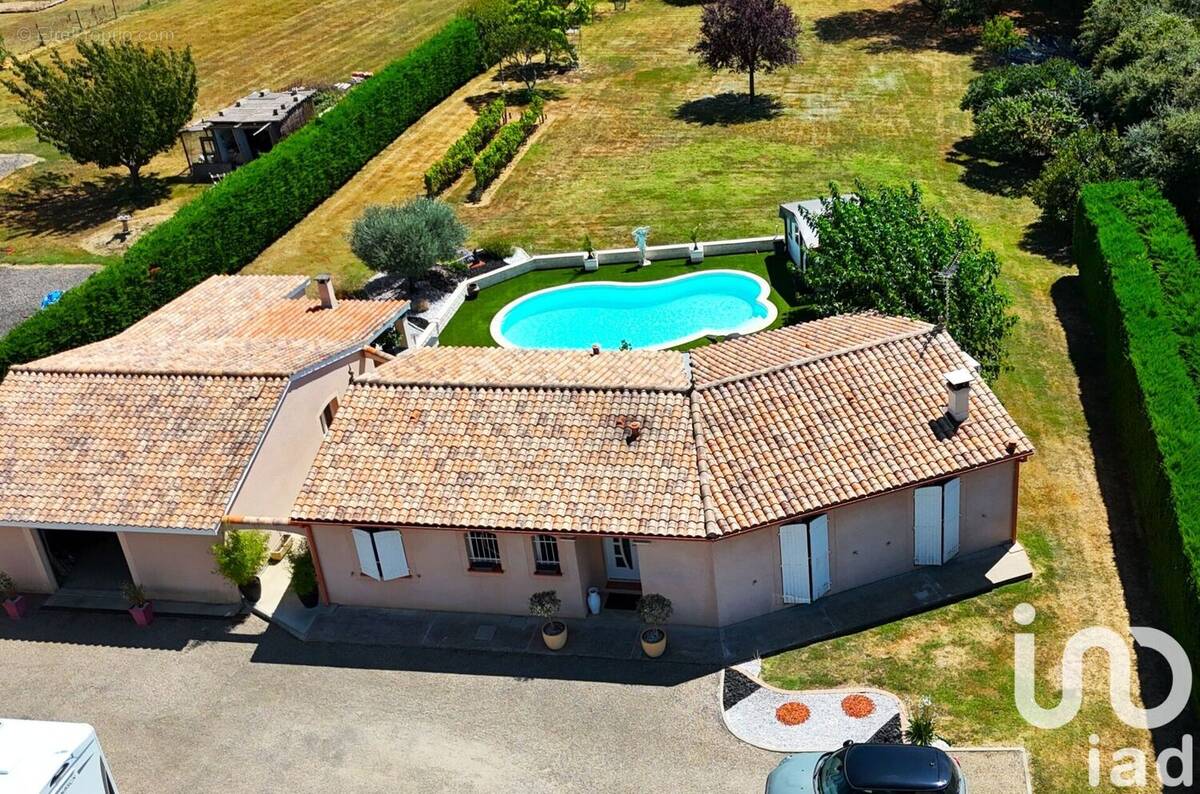 Photo 1 - Maison à ANGEVILLE