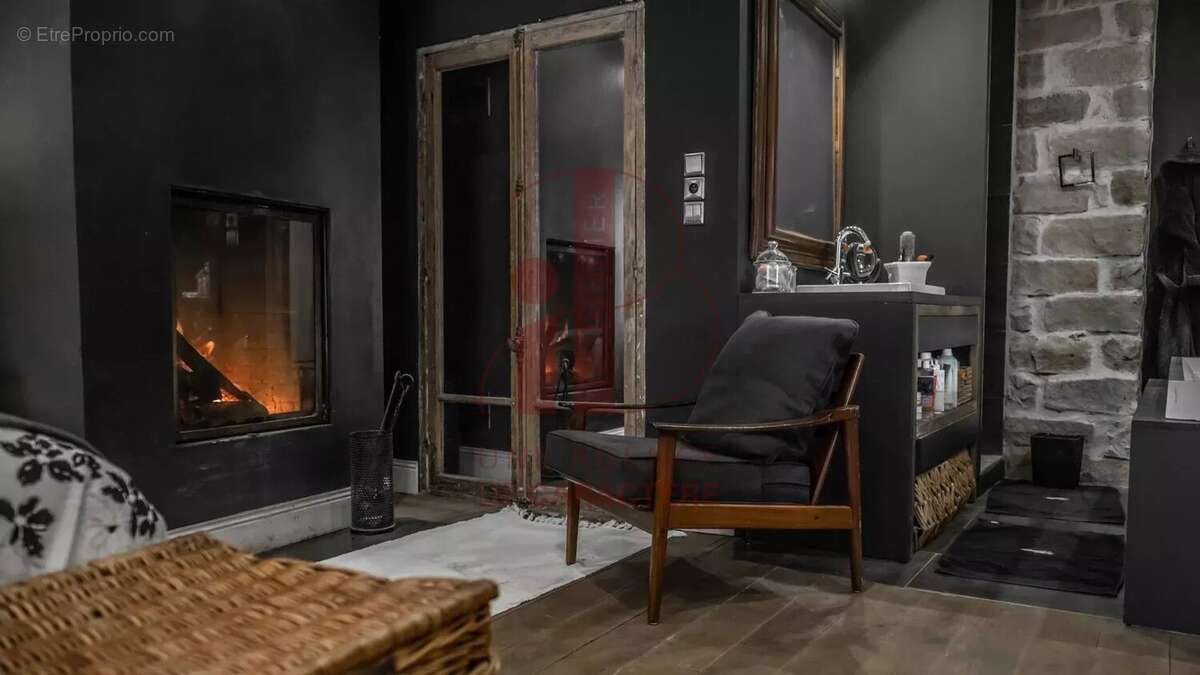 Maison à FONTAINEBLEAU