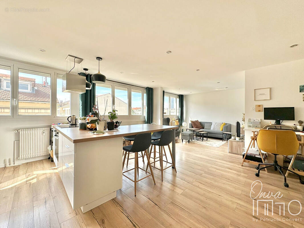 Appartement à VILLEURBANNE