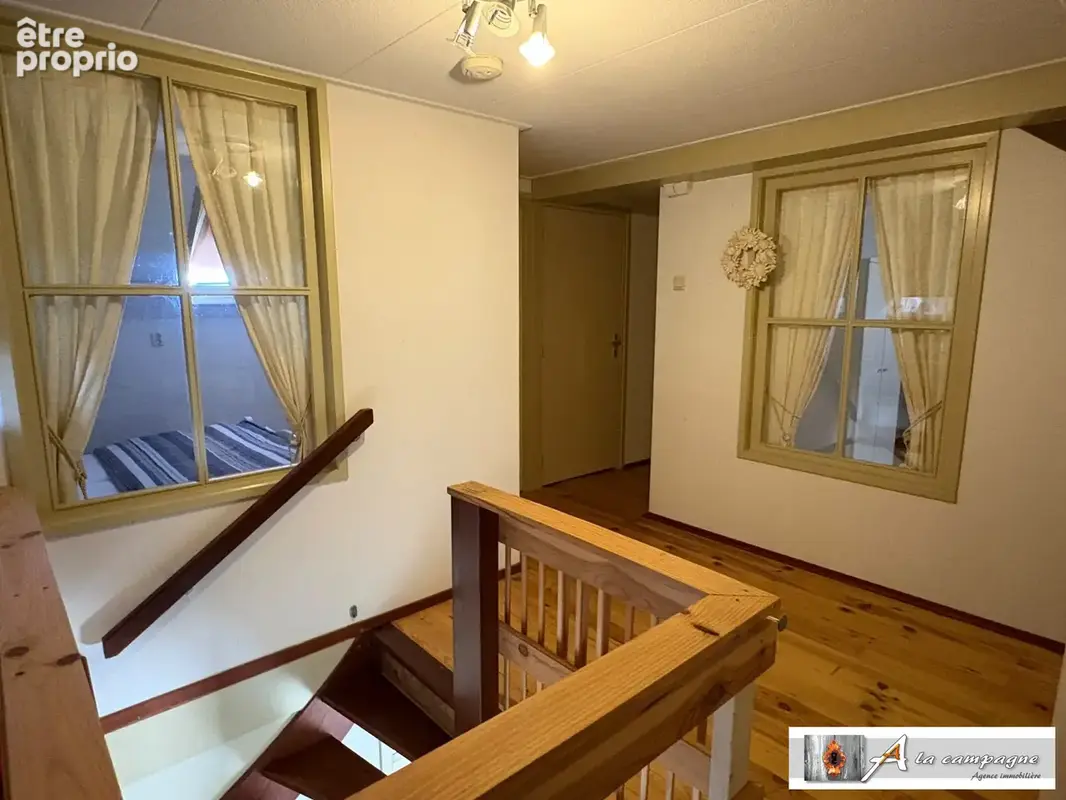 Maison 4 pièces 96 m² à vendre à Moureuille (63700) - photo 9