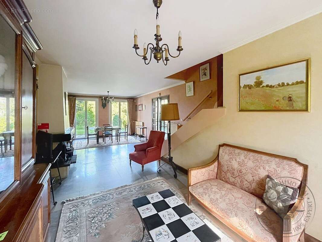 Maison à DOURDAN