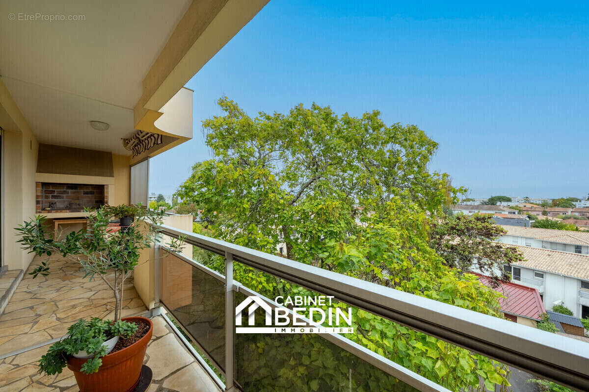 Appartement à BORDEAUX