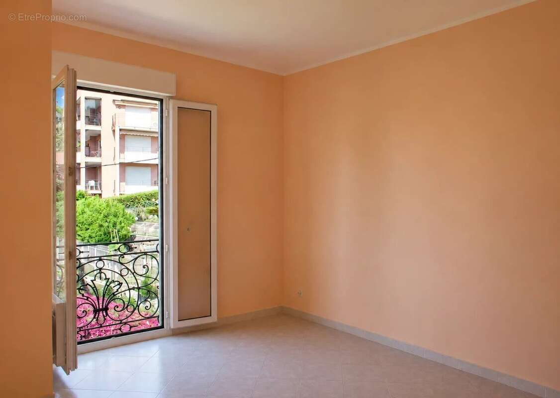 Appartement à MENTON