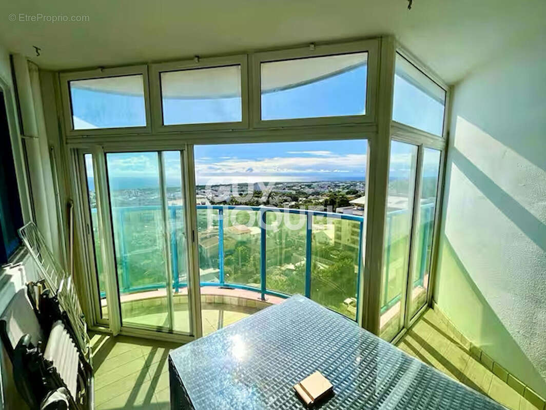Appartement Sainte Clotilde 3 pièce(s) 64.70 m2 - photo 10
