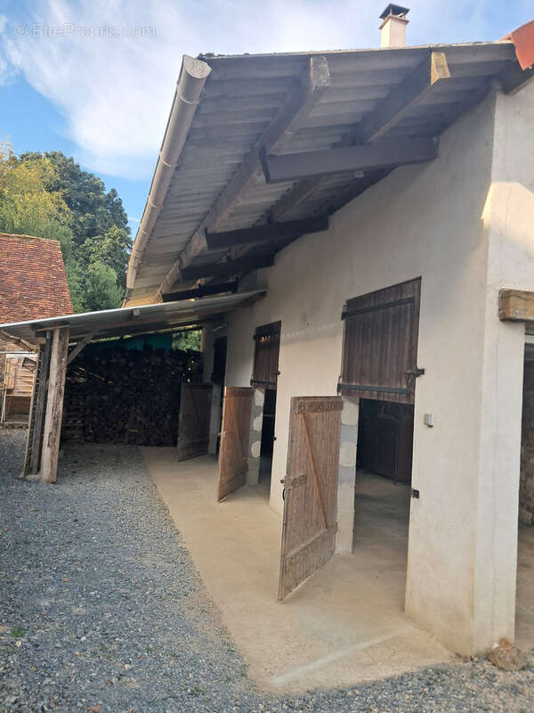 Une maison de caractère où le charme opère dès les premiers instants ..... - photo 15