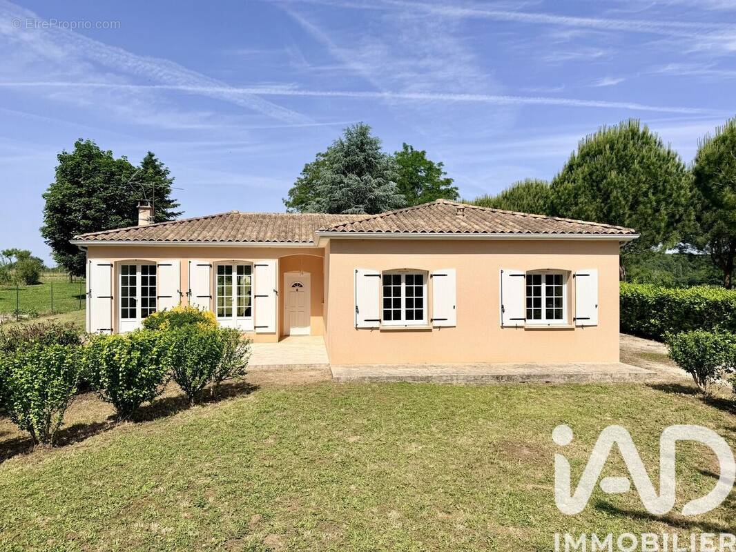 Photo 1 - Maison à PUYREAUX