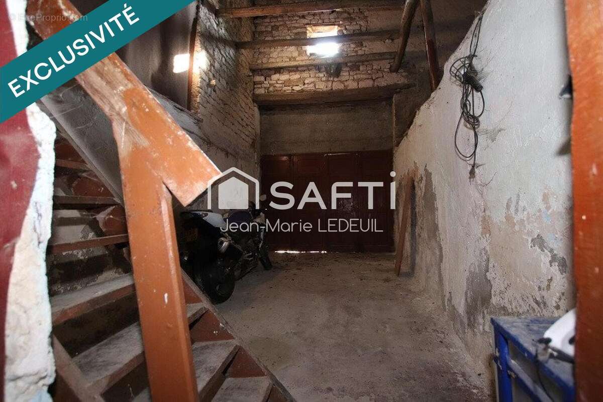 Photo 9 - Maison à OURCHES-SUR-MEUSE