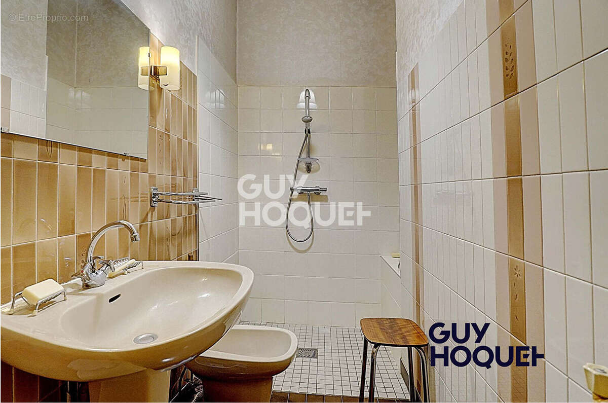 Maison à VILLEURBANNE