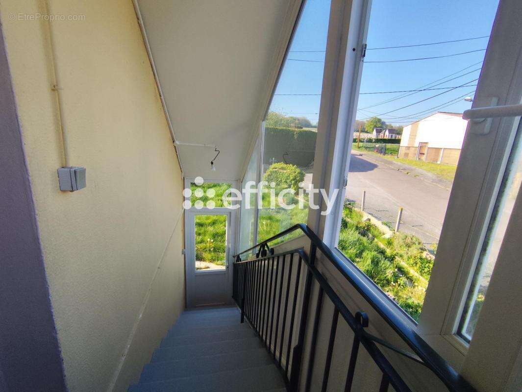 Maison à SAINTE-GAUBURGE-SAINTE-COLOMBE