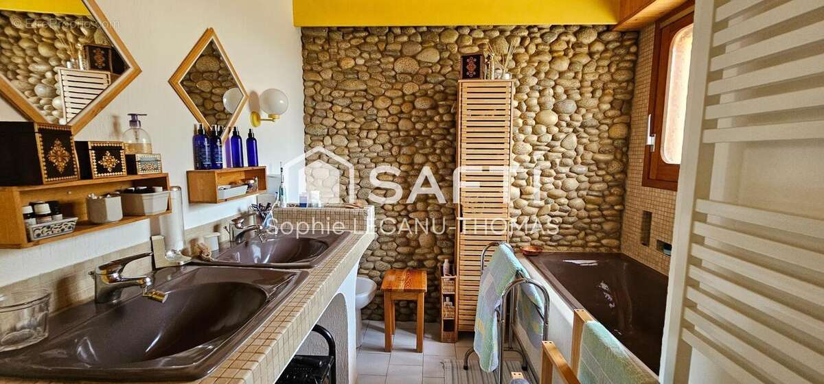 Photo 9 - Maison à SAUGNAC-ET-CAMBRAN