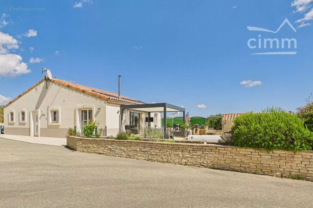 Maison à LAGORCE