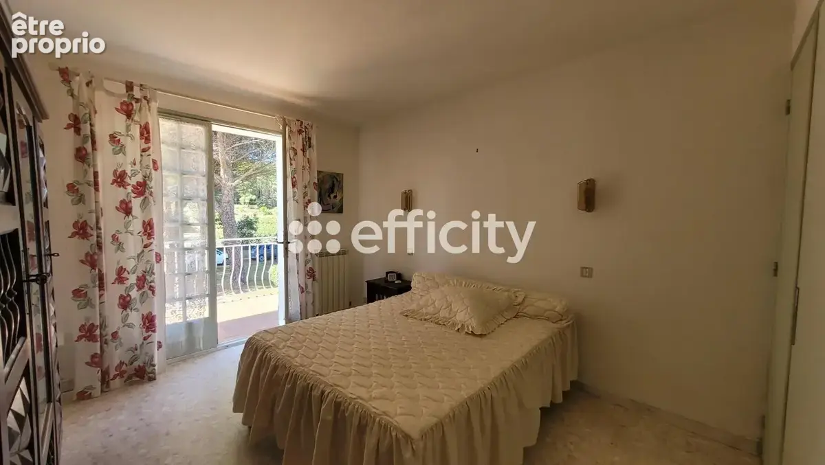 Maison 5 pièces 146 m² à vendre à Le Beausset (83330) - photo 11