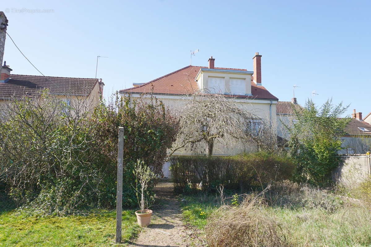 Maison à DIGOIN