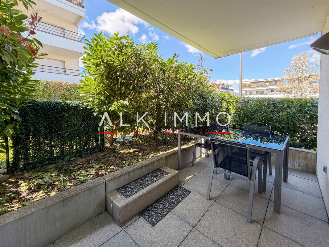 Appartement à VALLEIRY