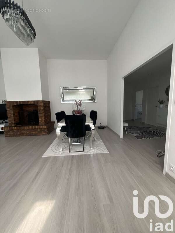 Photo 4 - Maison à NEUFCHATEAU