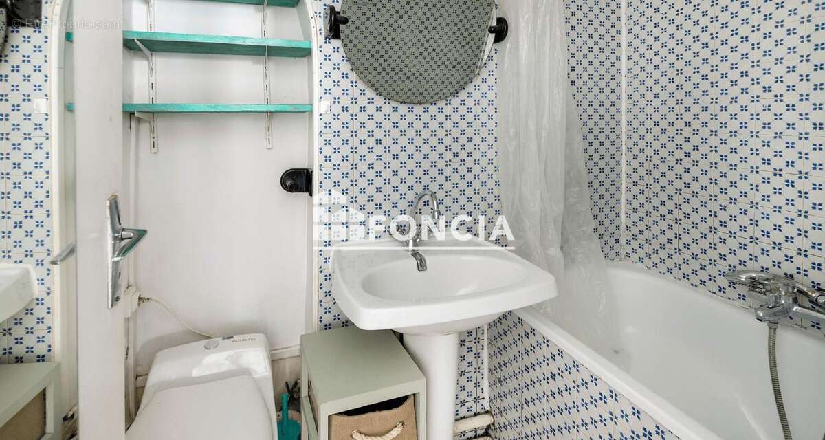 Appartement à PARIS-10E