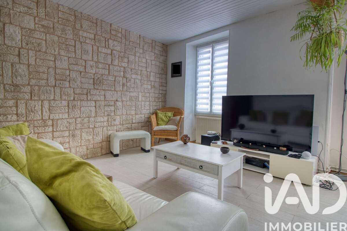 Photo 2 - Maison à MANTES-LA-VILLE