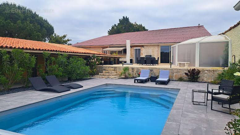 Maison à GUITINIERES