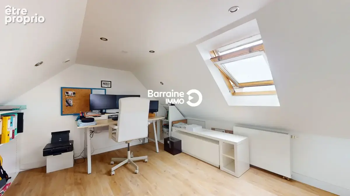 BARRAINE IMMO : A VENDRE - Maison familiale à Brest - 4 chambres et proche des commodités - Réf : PZ00390-FL - photo 13