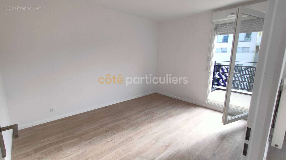 Appartement à VITRY-SUR-SEINE