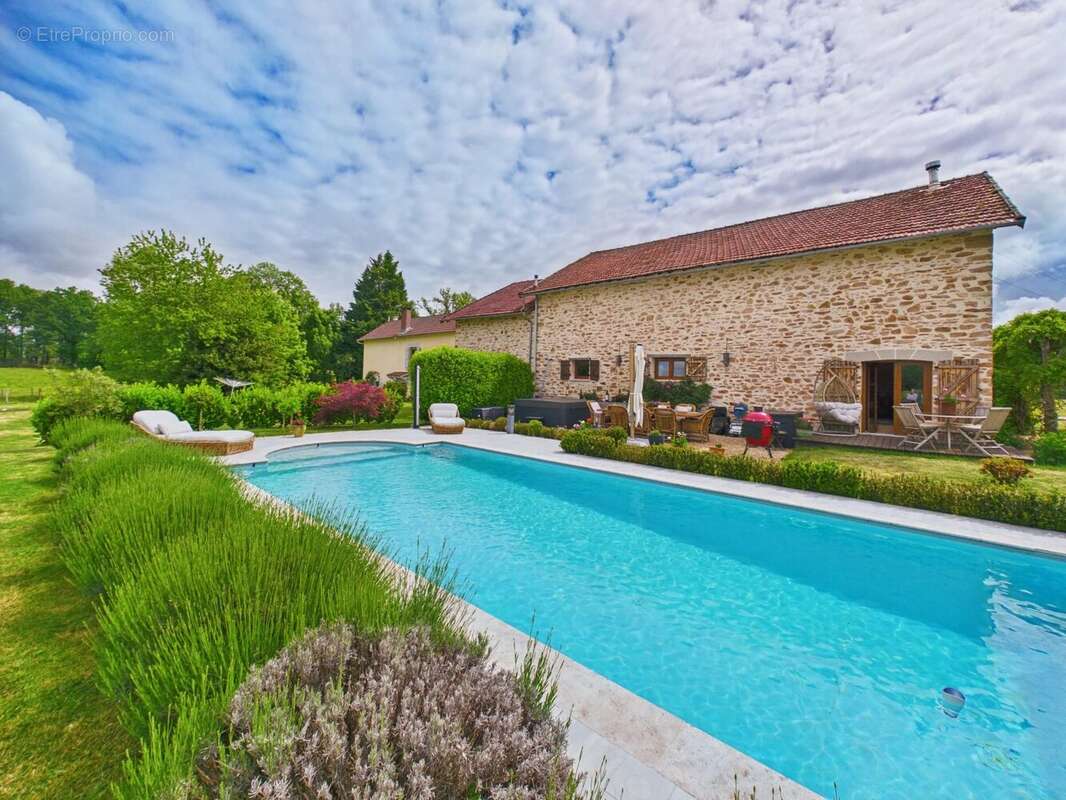 Maison à CHAMPSAC