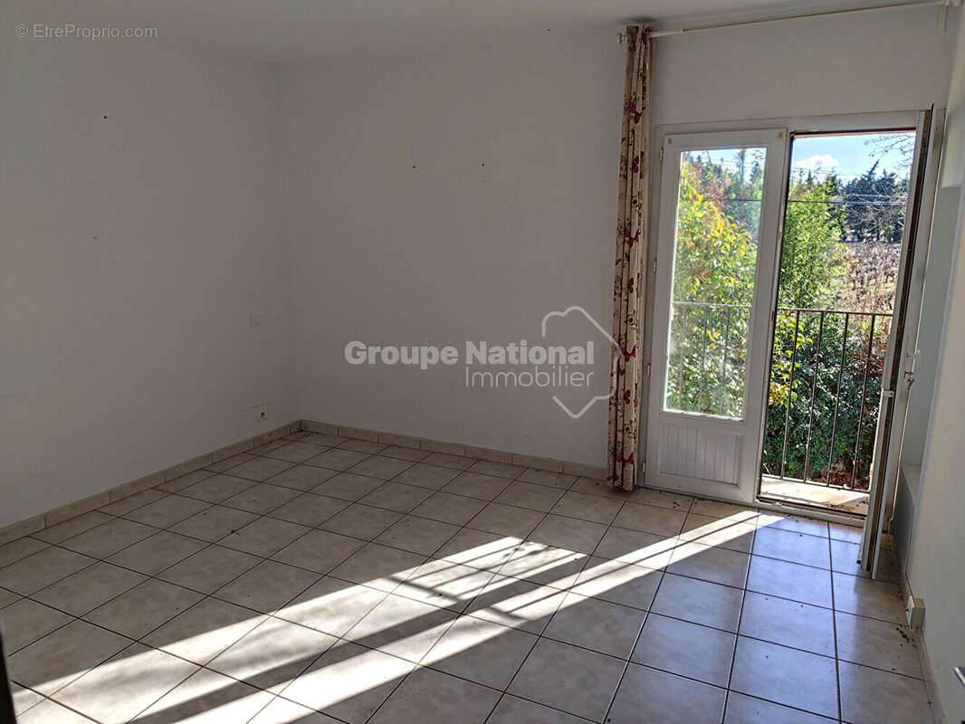 Maison à JONQUIERES