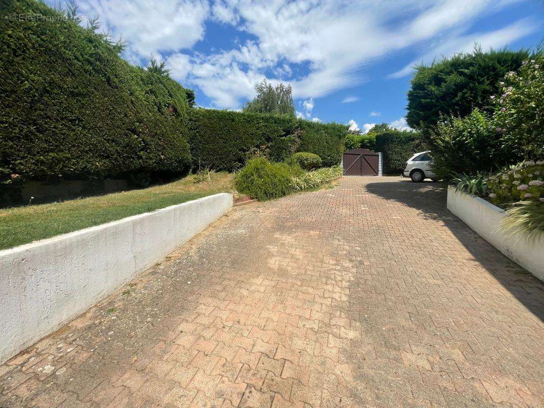 Maison à TIGNIEU-JAMEYZIEU