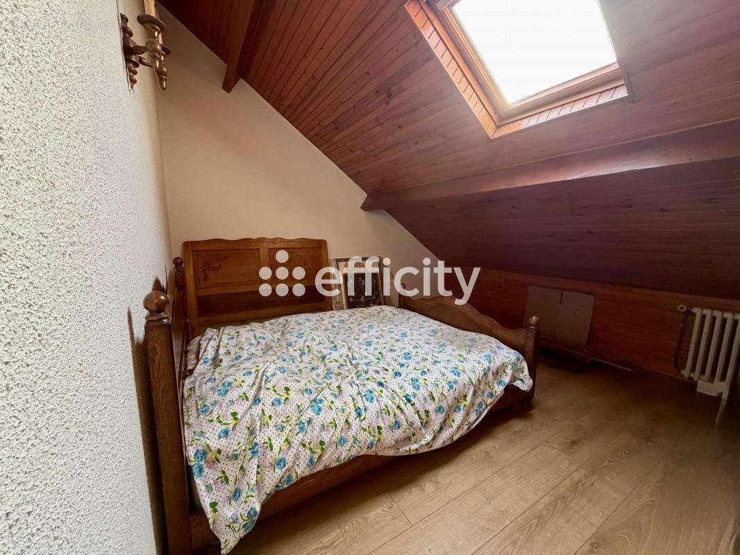 Maison à CHENNEVIERES-SUR-MARNE