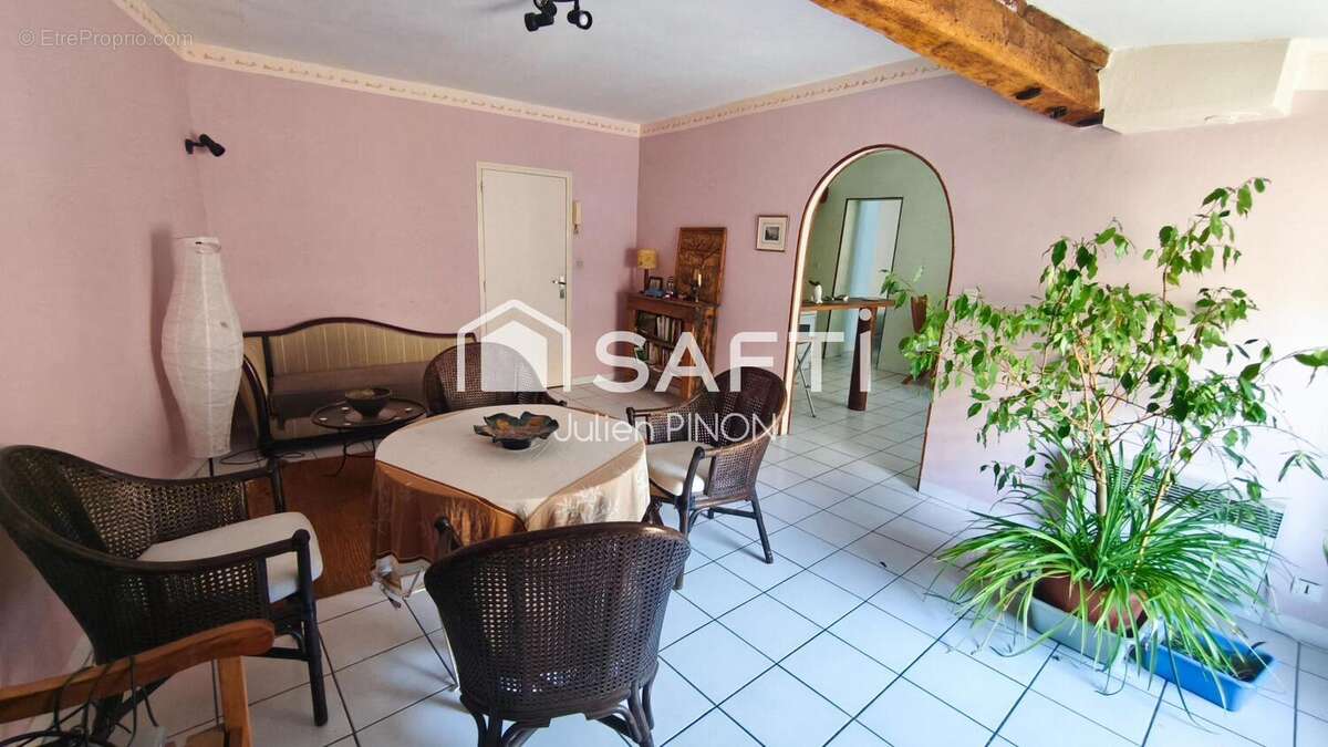Appartement 87 m² à Apt  - photo 3