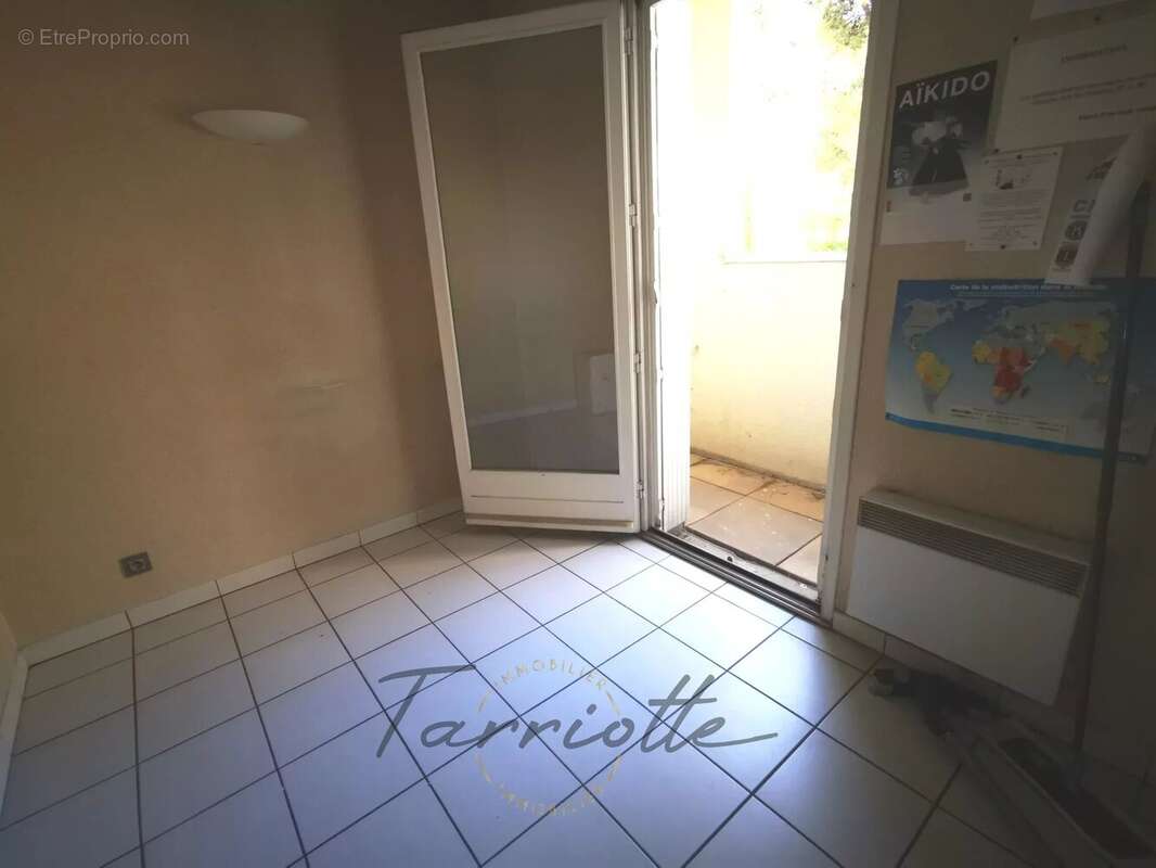 Appartement -  10876 - photo 11