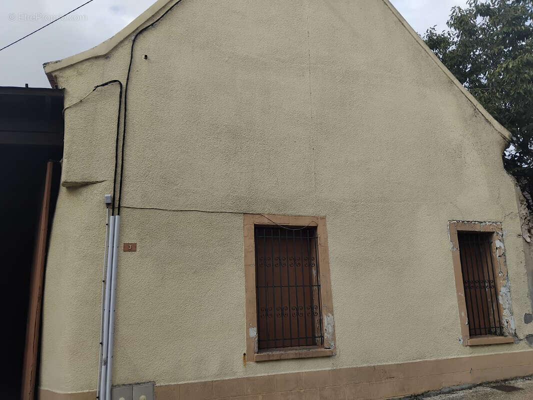 Appartement à SAINT-ARNOULT-EN-YVELINES