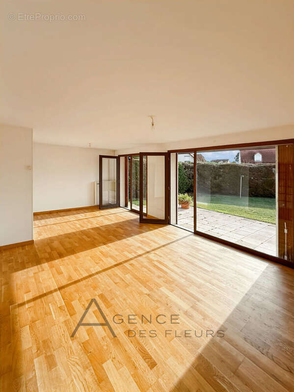 Maison à CAUDEBEC-LES-ELBEUF