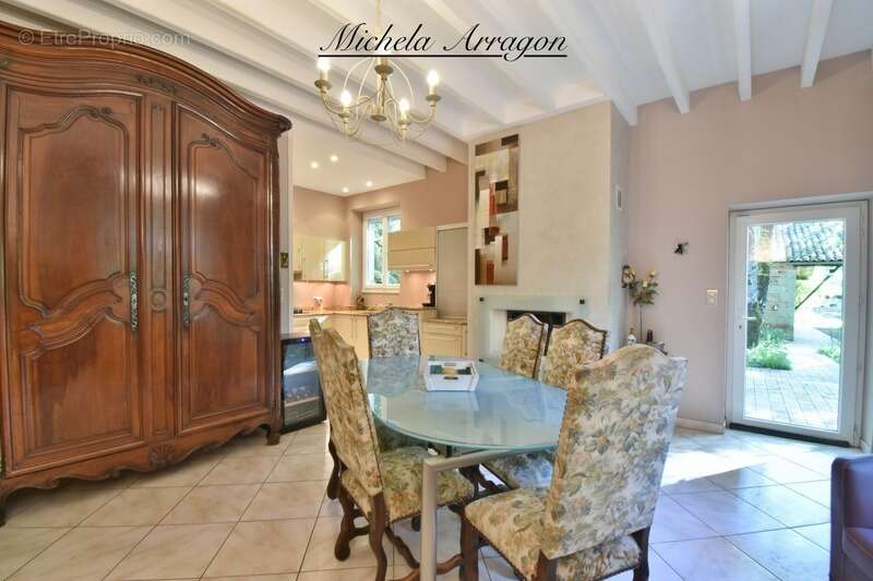 Dpt Lot et Garonne (47), à vendre PINEL HAUTERIVE propriete P6 de 240 m² - Terrain de 21 912,00 m² - photo 9