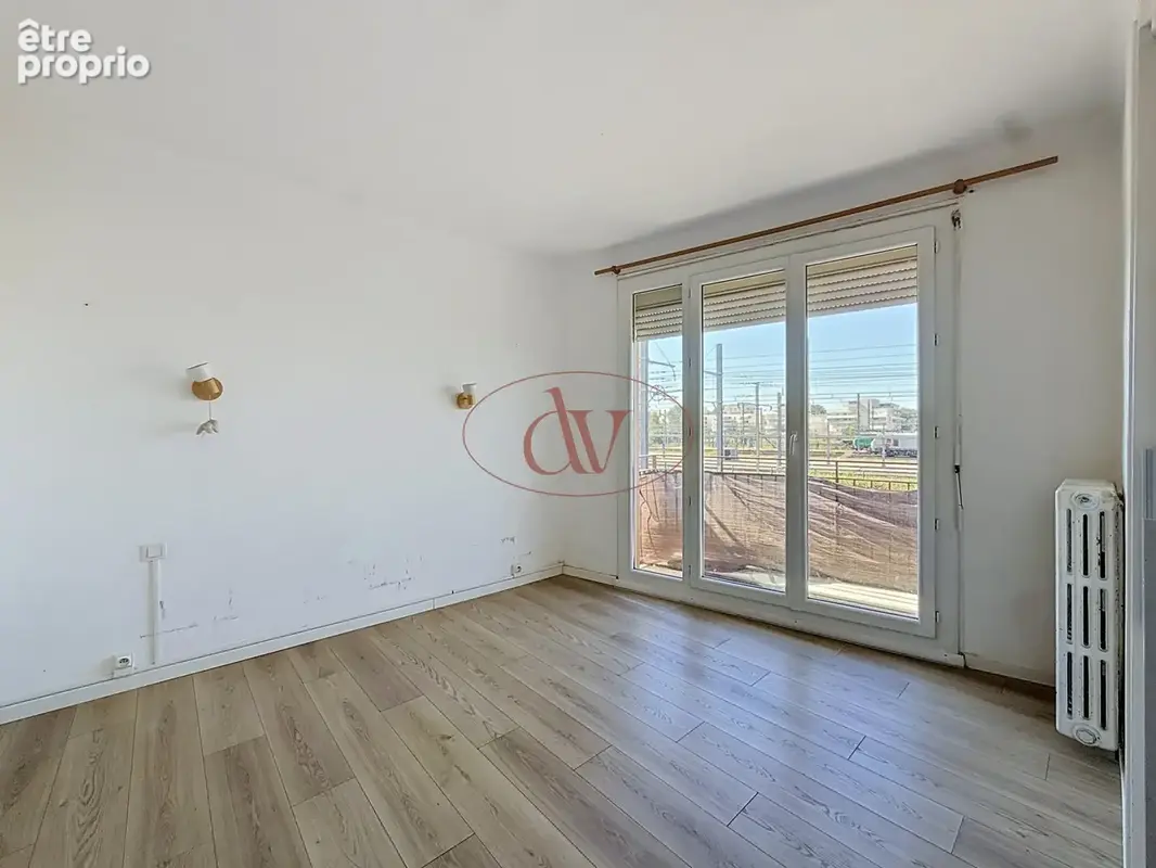 Perpignan, T3 avec grande terrasse de 40 m2, 1er étage. 2 chambres. - photo 3